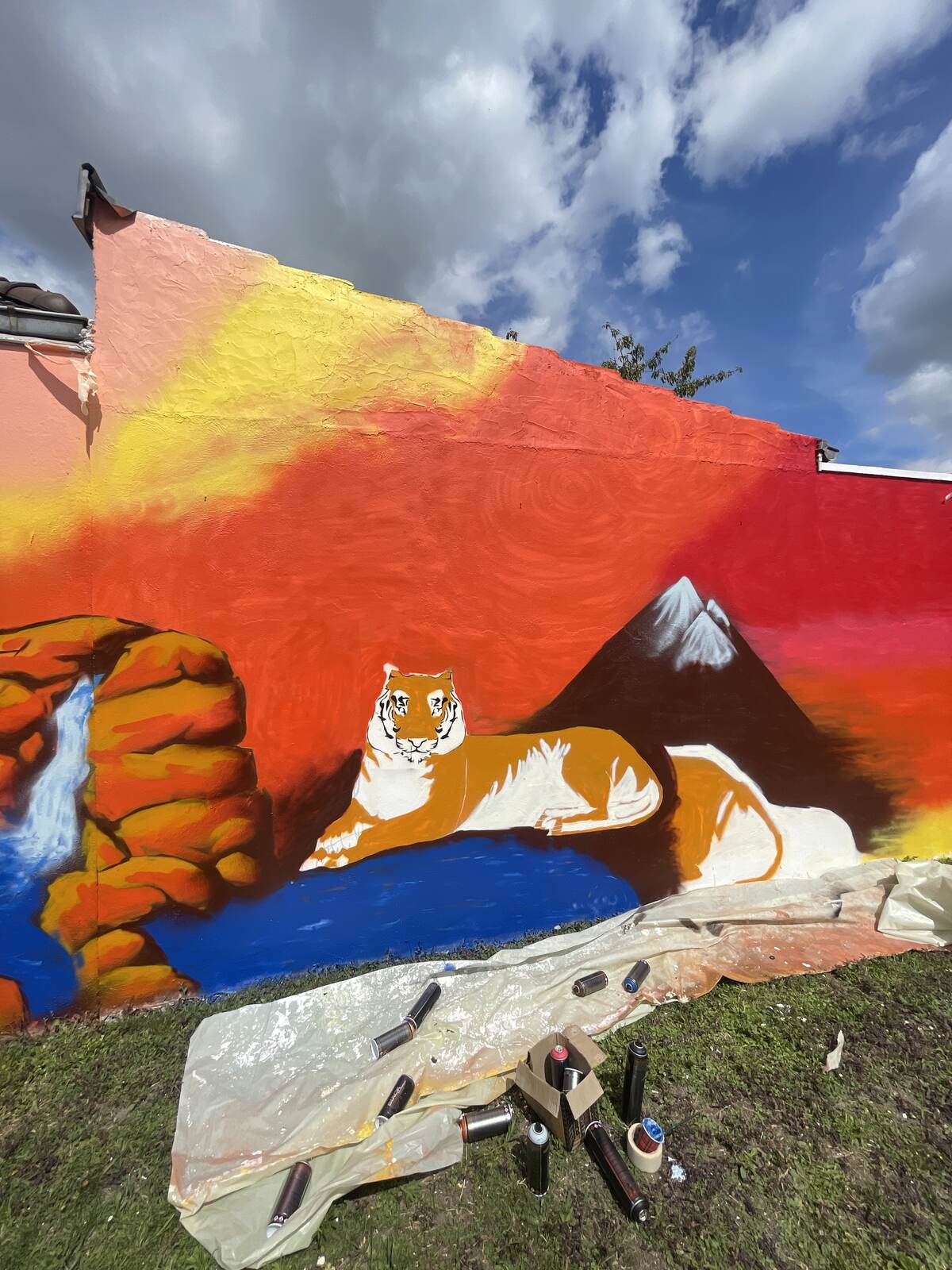 Color build-up of the mural, large masses in place
